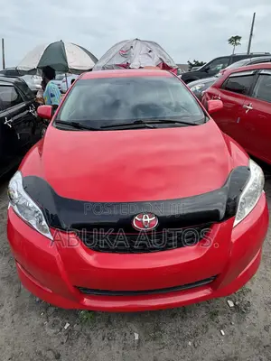 Toyota Matrix Hatchback FWD (1.8L 4cyl 5M) 2010 Red