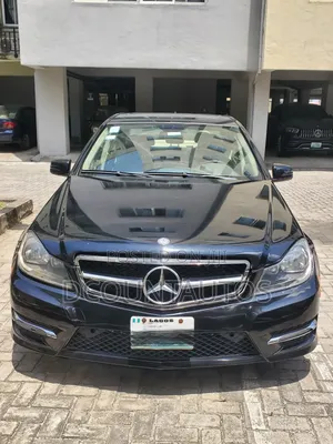 Mercedes-Benz C250 2012 Black
