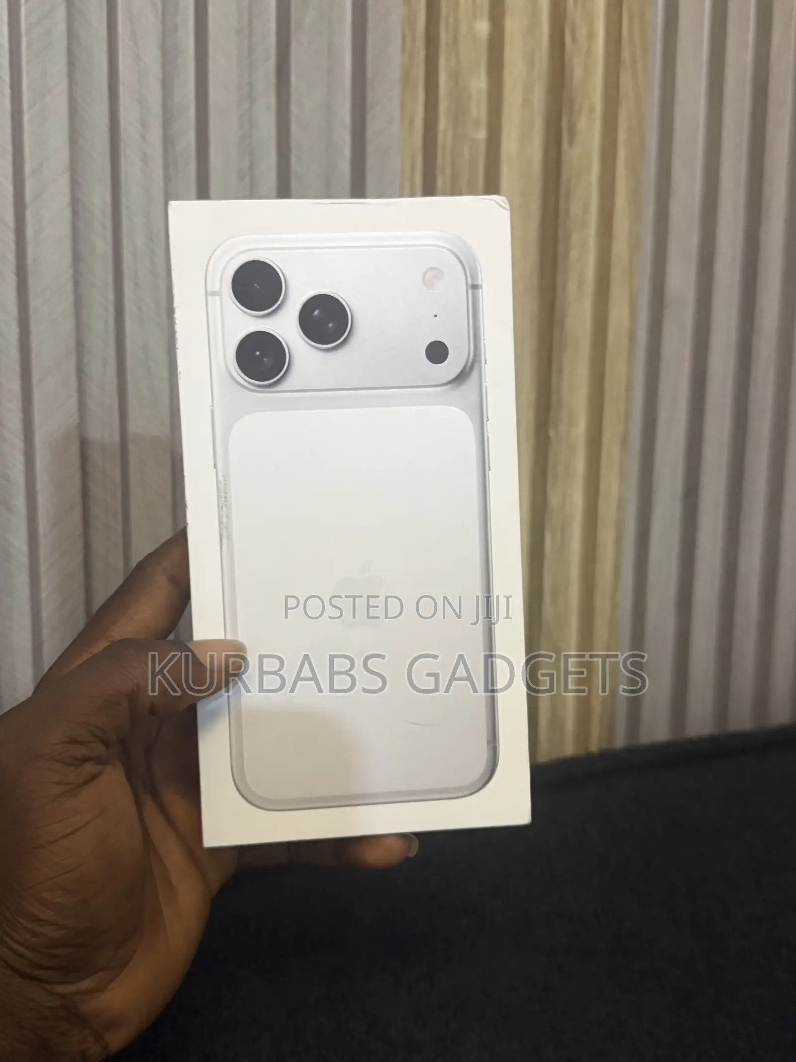 New Apple iPhone 17 Pro Max 256 GB Silver