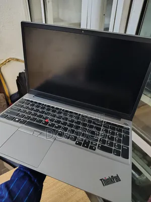 Laptop Lenovo ThinkPad E15 8GB Intel Core i5 SSD 256GB
