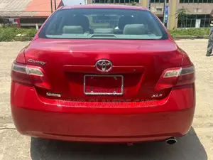 Toyota Camry 2.4 XLE 2008 Red