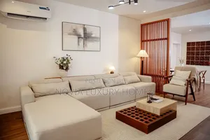 Luxury 1 Bedroom With Ps5 Smart Automations