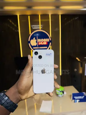 Apple iPhone 13 128 GB White