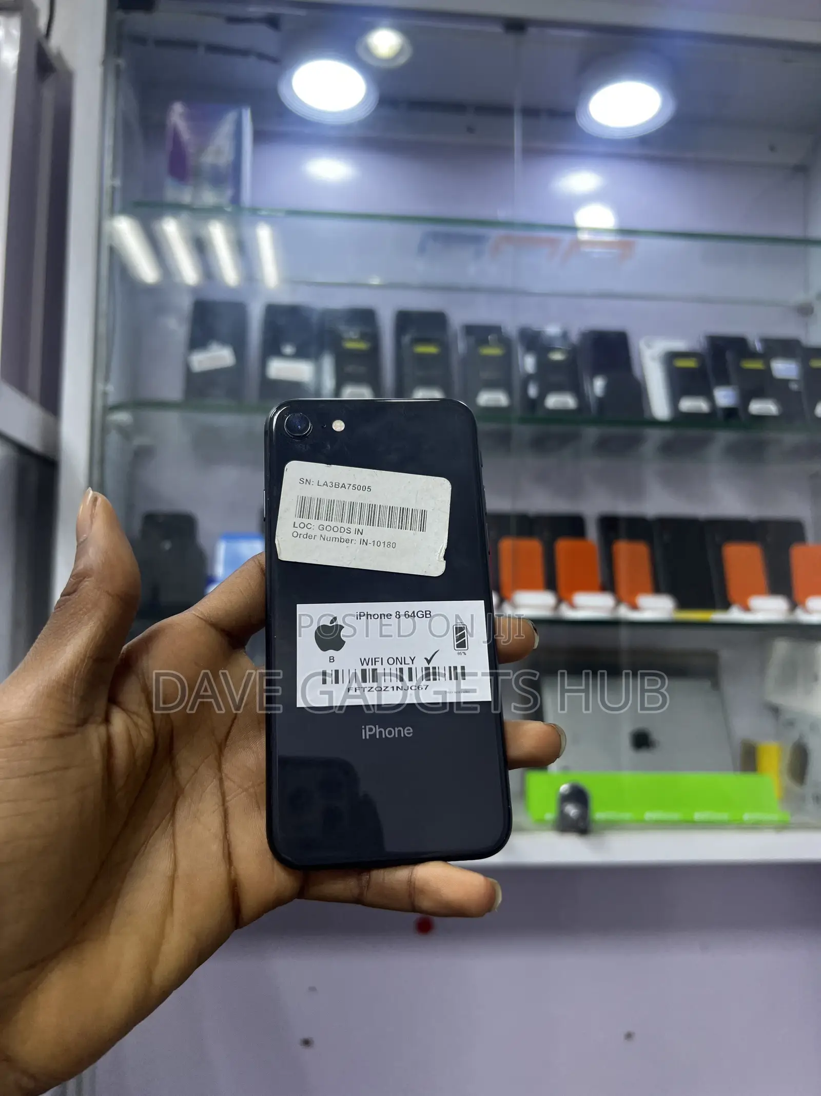 Apple iPhone 8 64 GB Black