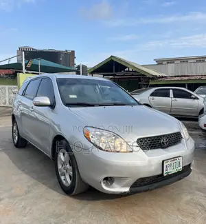 Toyota Matrix 2006 Silver