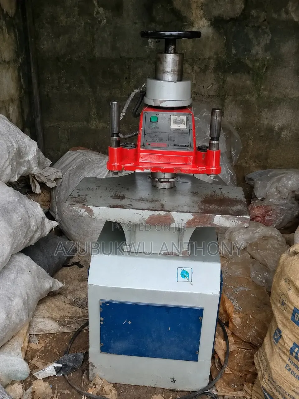Hydraulic Punching Machine