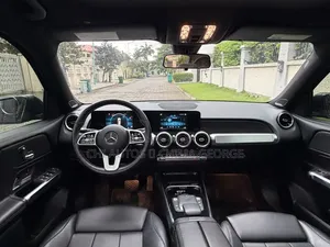 Mercedes-Benz GLB-Class 2020 Blue