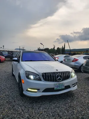 Mercedes-Benz C300 2010 Black