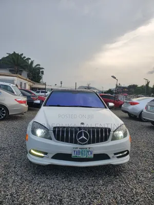 Mercedes-Benz C300 2010 Black