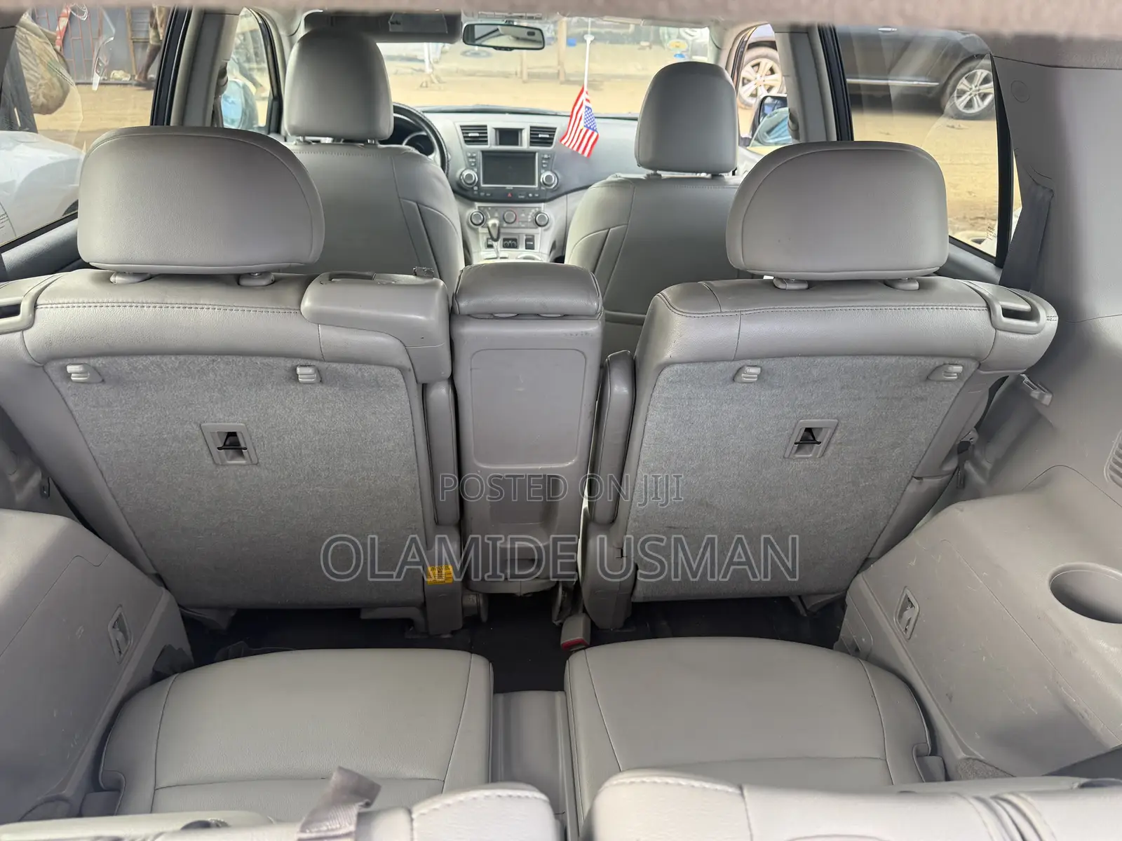 Toyota Highlander SE 2011 Gray