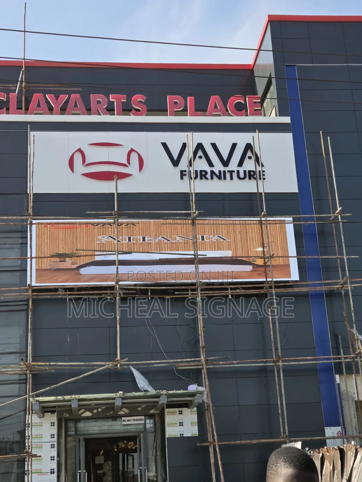 Mall Advert Screen