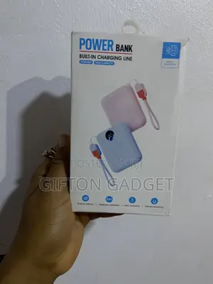 Portable Magnetic Wireless Power Bank With Built-in Cable LED Digita
