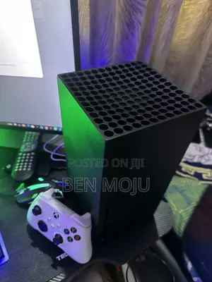 Xbox Series X 1tb and Controller