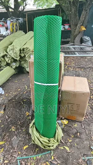 Poultry Plastic Mesh