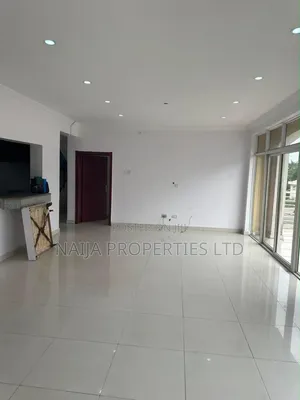 3bdrm Penthouse in Cromwell Estate, for rent
