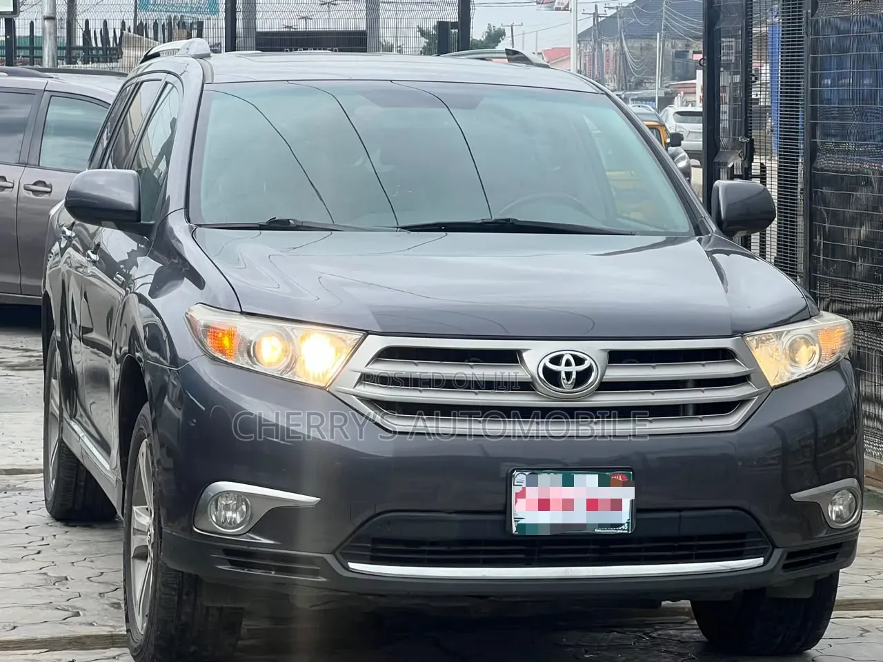 Toyota Highlander 2012 Gray