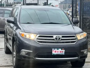 Toyota Highlander 2012 Gray