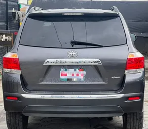 Toyota Highlander 2012 Gray