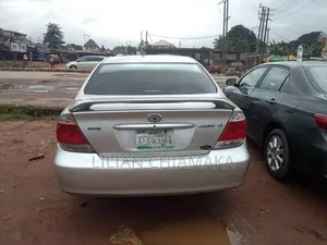 Toyota Camry 2004 Silver
