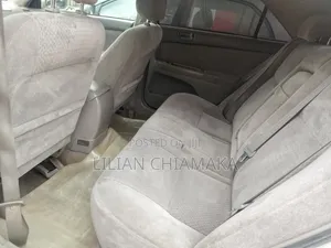 Toyota Camry 2004 Silver