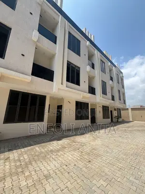 5bdrm Duplex in Jahi for rent