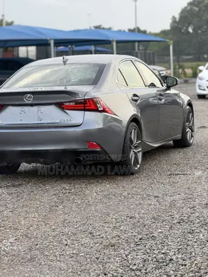 Lexus IS 2016 Gray