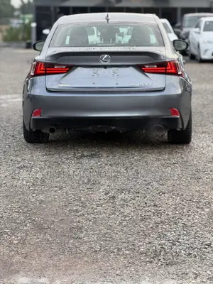 Lexus IS 2016 Gray