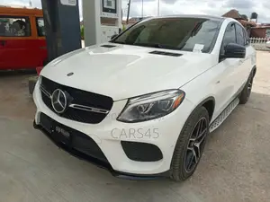 Mercedes-Benz GLE-Class 2017 White