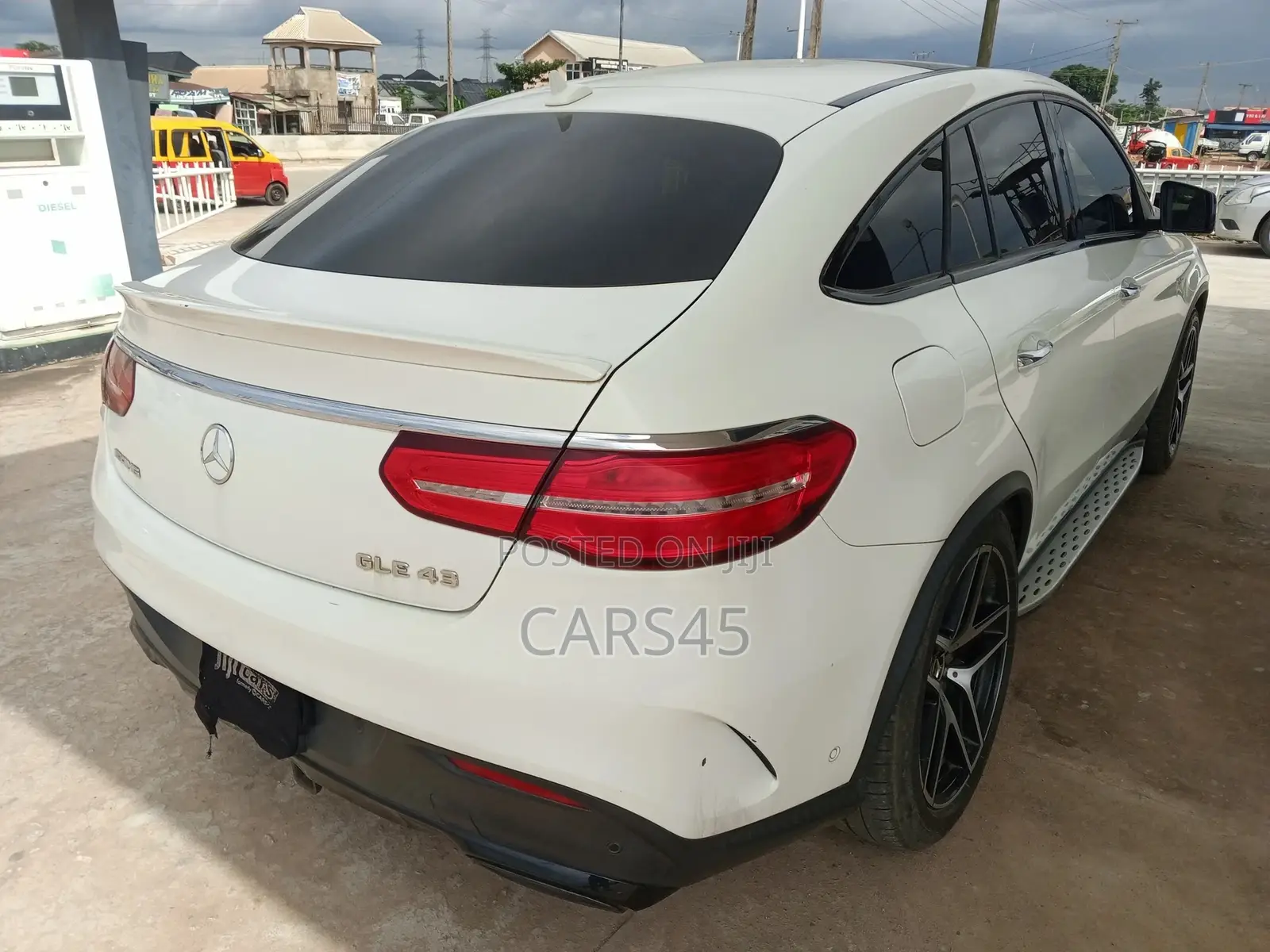 Mercedes-Benz GLE-Class 2017 White