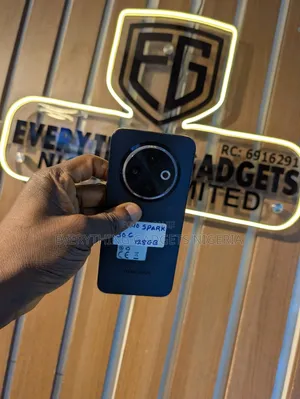 Tecno Spark 30C 128 GB Black