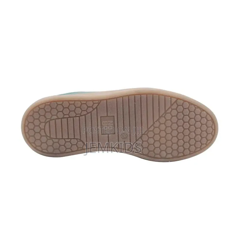 Classic No Boundaries Shoe