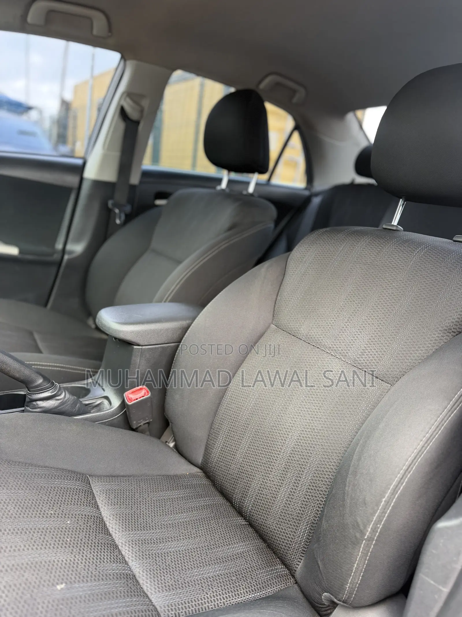Toyota Corolla 2012 Gray