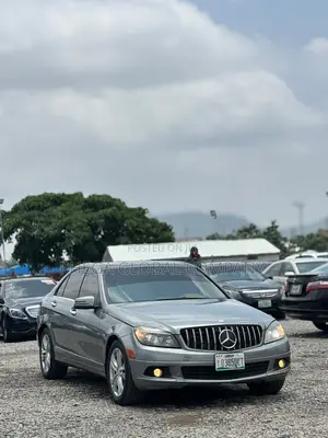 Mercedes-Benz C300 Luxury 4Matic Sedan AWD (3.0L 6cyl 7A) 2010 Gray