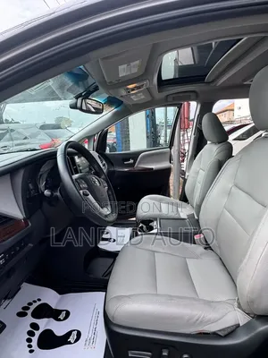 Toyota Sienna 2016 Gray