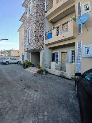 3bdrm Apartment in Secured Environment, Ologolo for rent