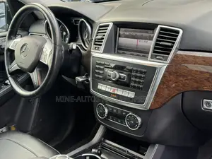 Mercedes-Benz M Class ML 350 4x2 2013 Black