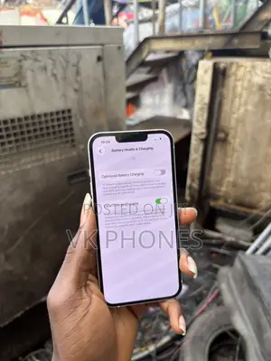 Apple iPhone 13 128 GB White