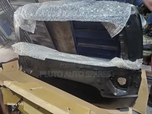 Land Cruiser 2022–2023 Boot/Tailgate Available!