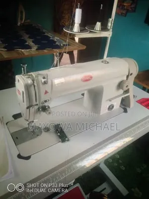 Industrial Straight Sewing Machine