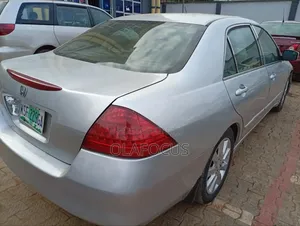 Honda Accord 2007 Silver