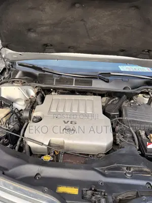 Toyota Venza 2010 Silver