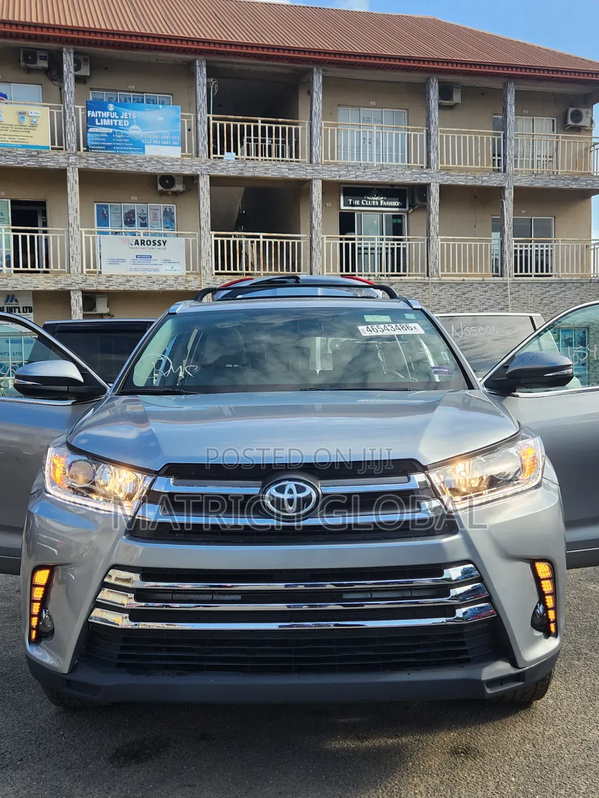 Toyota Highlander XLE 4dr SUV AWD (3.5L 6cyl 6A) 2015 Silver