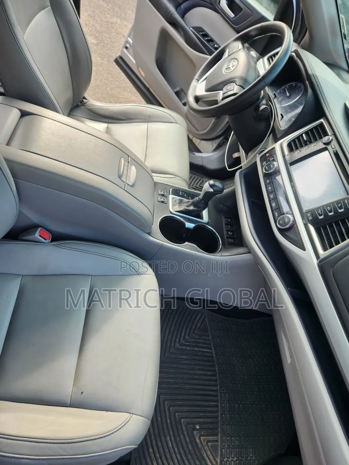Toyota Highlander XLE 4dr SUV AWD (3.5L 6cyl 6A) 2015 Silver