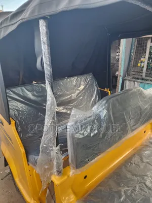 New TVS King Deluxe Plus iTouch Start 2026 Yellow