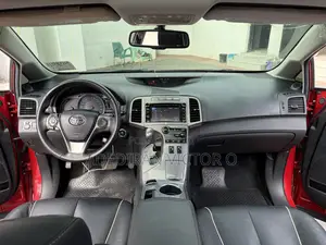 Toyota Venza XLE AWD V6 2013 Red