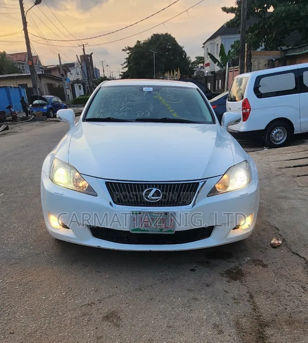 Lexus IS 250 AWD Automatic 2010 White