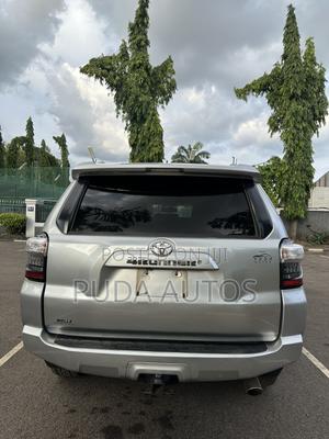 Toyota 4-Runner SR5 Premium 4dr 4x4 (4.0L 6cyl 5A) 2016 Silver