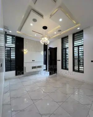 4bdrm Duplex in Ikota for rent