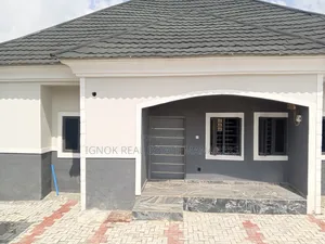 3bdrm Bungalow in Gwarinpa Extension, Life Camp for sale