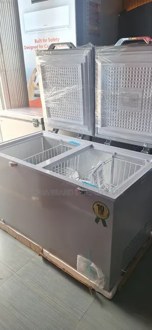 Scanfrost 400lt Inverter Freezer